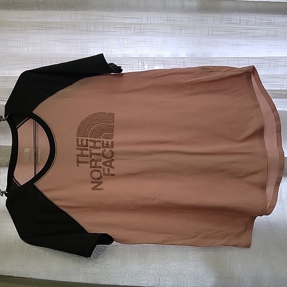 The North Face Tops - The North Face tee